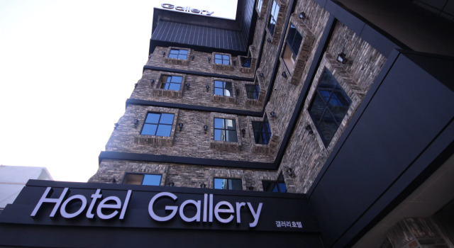 Gallery Hotel
