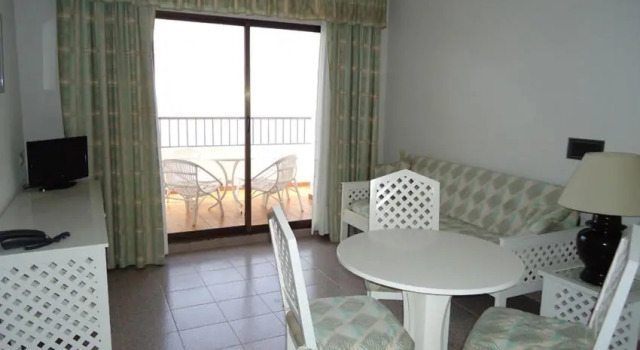 Полулюкс Hotel las Conchas