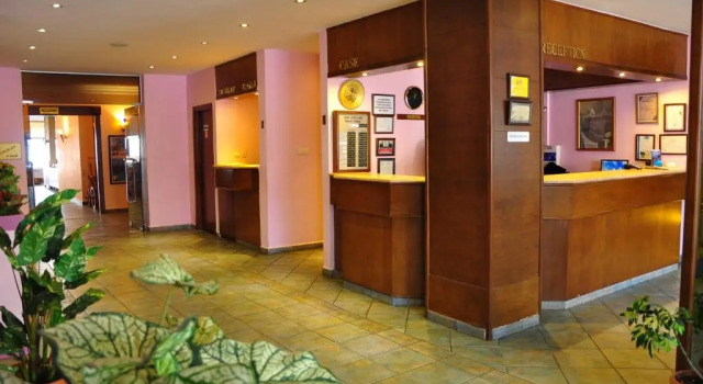 Kilyos Kale Hotel, Varaa Hotelli Hotellit Marmara-alue pysäköinnillä, Pysäköinti