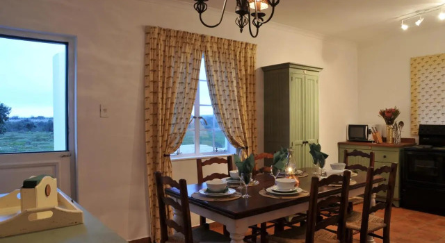 De Hoop Suites