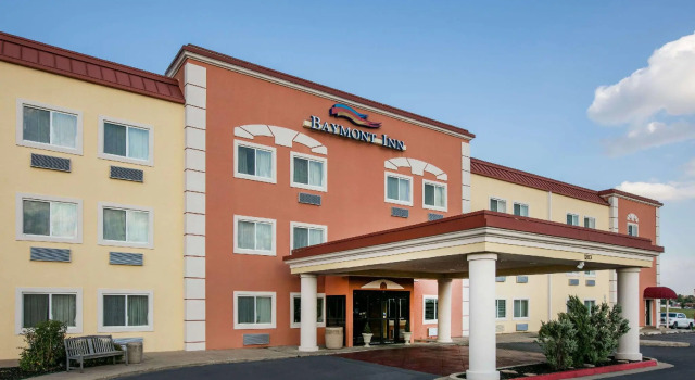 Baymont Inn & Suites - Lawton, Varaa Hotelli Fort Sill Oklahoma