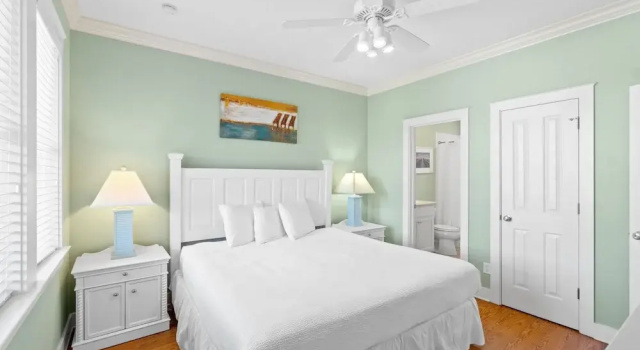 Номер Standard с балконом La Valencia Beach House