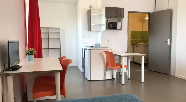 Appartéo Lyon 7 Jean Jaurès, Rezerwuj Hotel Hotele w Rhône z parkingiem, Parking