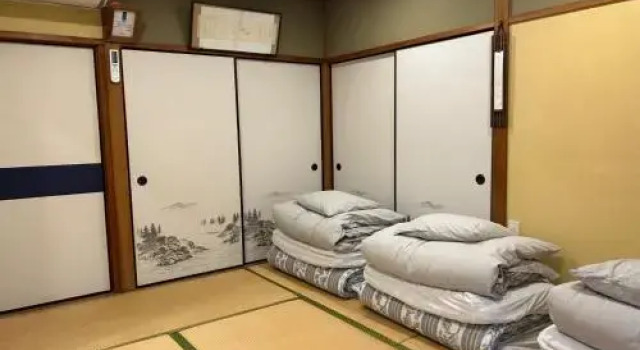 Saboji, Book Hotel Hoteller i Kumamoto med parkering, Parkering