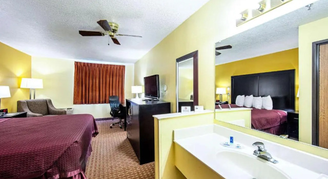 Номер Standard Rodeway Inn & Suites Monticello