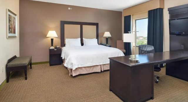 Студия Hampton Inn & Suites Decatur