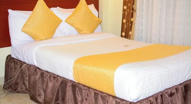 Номер Deluxe Merril Hotel