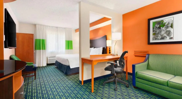 Студия Fairfield Inn & Suites by Marriott Minneapolis Burnsville