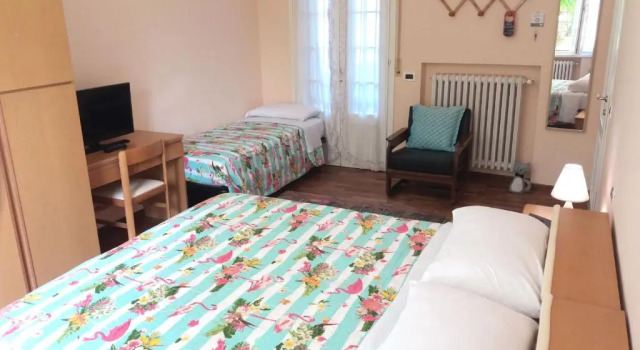 Трёхместный номер Standard с балконом Hotel Bruna