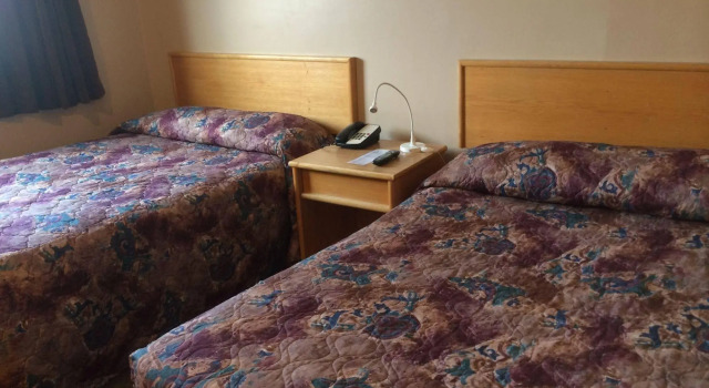 Nights Inn Motel, Book Motel Thunder Bay Ontario