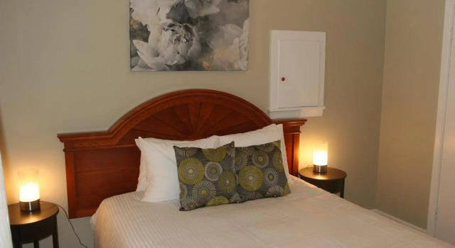 Niagara Grandview Boutique Hotel, Забронировать Бутик-отель Отели Ниагара Фолс 3 звезды, рядом с Круиз Maid of the Mist, 3*