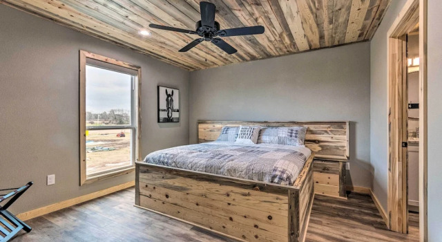 Upscale Riverfront Home w/ Beach & Fire Pit!, Prenota Casa vacanze  