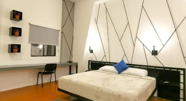 D la Torre Hotel