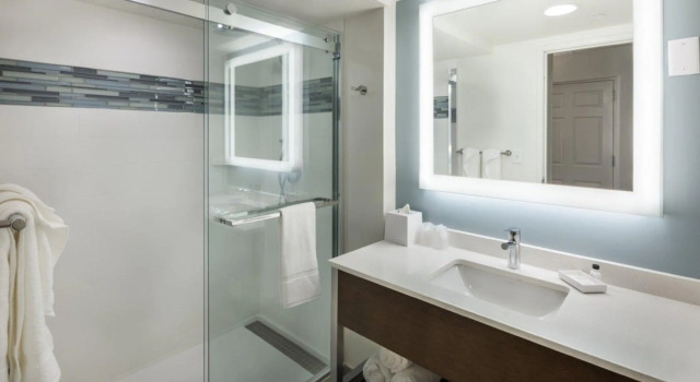 Номер Premium EVEN Hotel Chicago Tinley Park-Conv Ctr by IHG