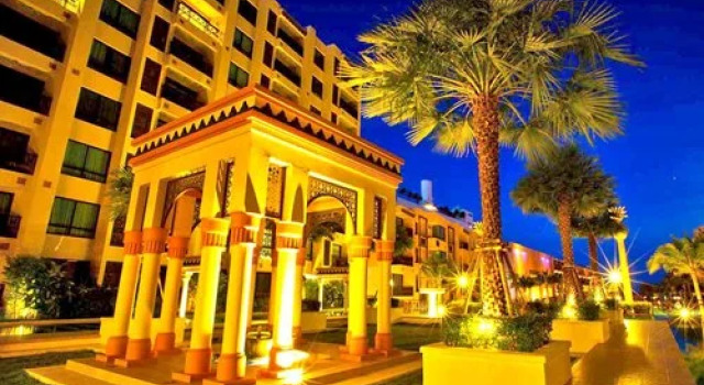 UVC Marrakesh Hua Hin Residences, Забронировать Отель Хуахин провинция Прачуапкхирикхан, рядом с The East Square Hua Hin