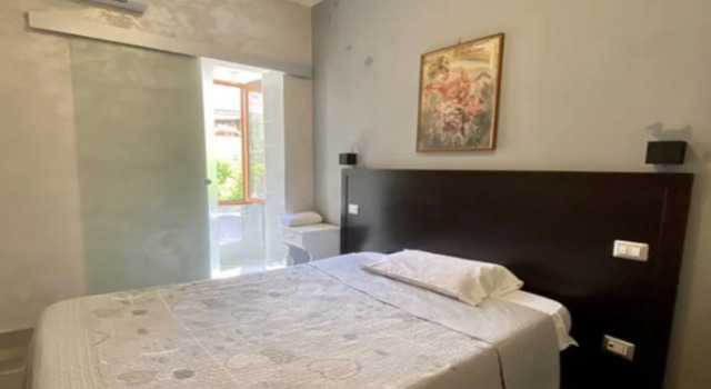 Hotel Family House