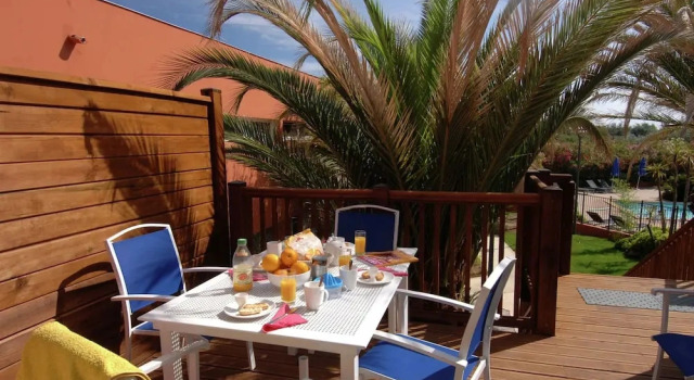 Cap D'agde Retreat w/ Terrace, Rezervați Apartament Agde Canal du Midi