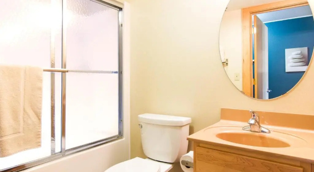 Студия с видом на окрестности East Bay Suites