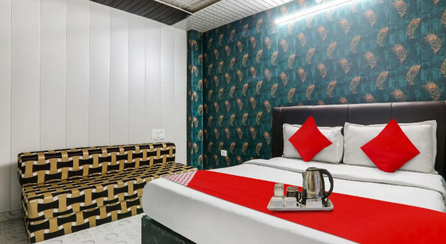 Flagship 93242 Hotel Comforties