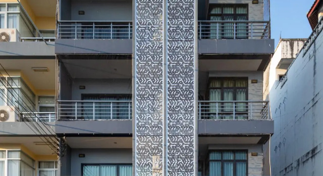 The Iconic Hotel