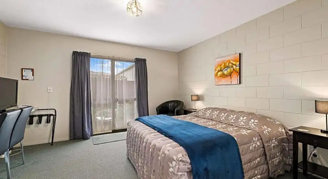 Econo Lodge Canterbury Court, Забронировать Отель Аддингтон Крайстчёрч