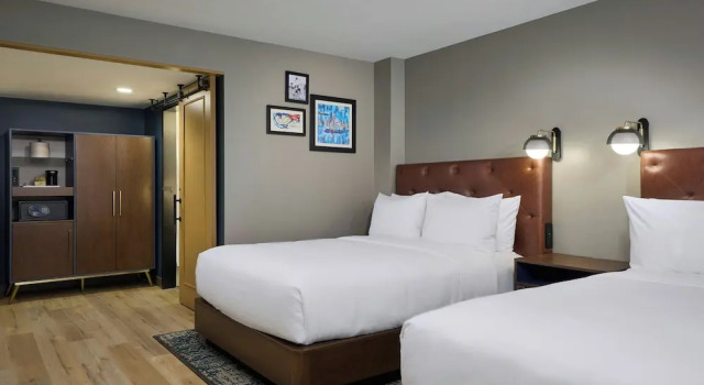 Четырёхместный номер Standard Four Points by Sheraton Englewood Centennial Airport