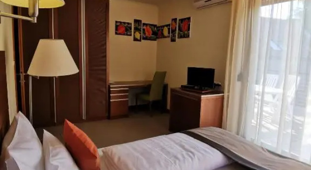 Апартаменты Deluxe Hotel Villa Pax