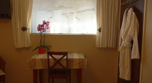 Одноместный коттедж Easy Five Guest House