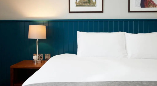 Двухместный номер Standard The Caledonian Hotel