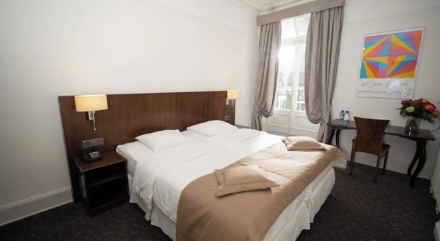 Двухместный номер Renovated с балконом Hotel Helvetie Montreux