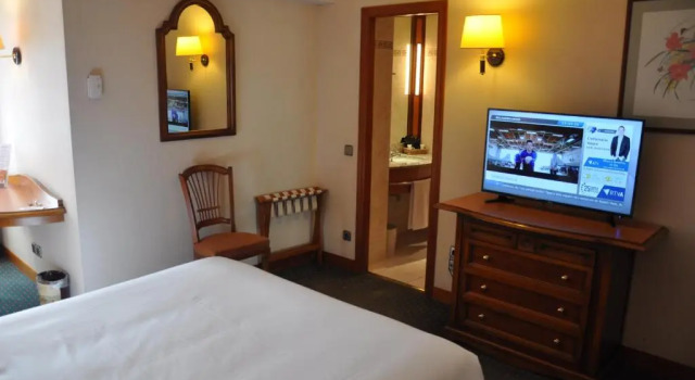 Двухместный номер Standard Mercure Andorra
