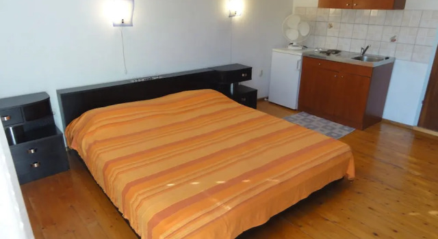Студия Apartments Maja