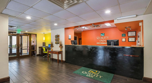 Quality Inn Airport - Southeast, Prenota Hotel Irondale Stati Uniti