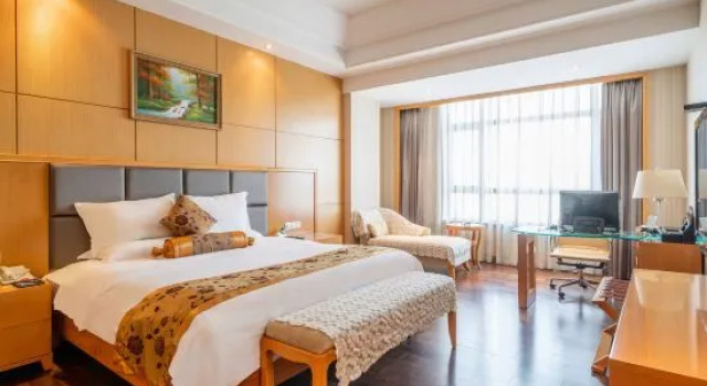 Luxo Suite Baohui Hotel