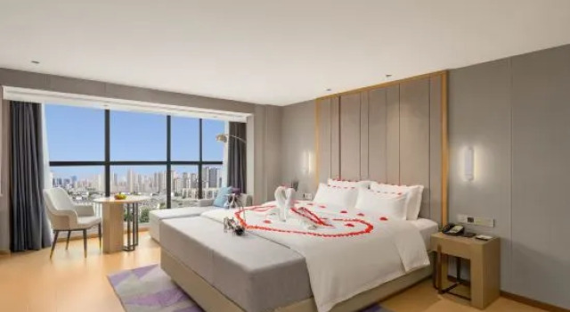Люкс Lavande Hotels·Guiyaung North Railway Station