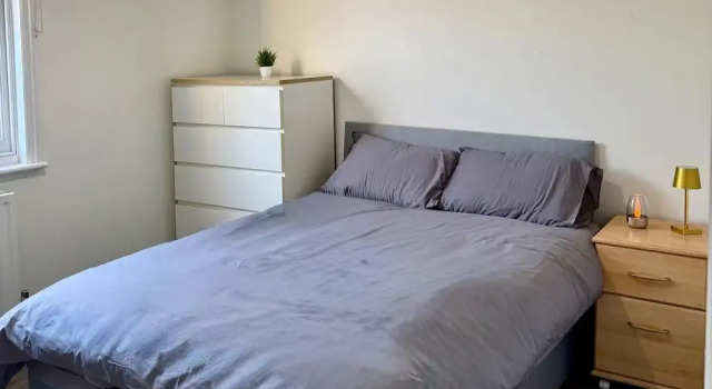 2bed Apartment-sleeps 4, Pets Ok & Balcony