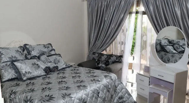 Vierer Familie Apartment mit Poolblick Shiloh Luxury Lodge