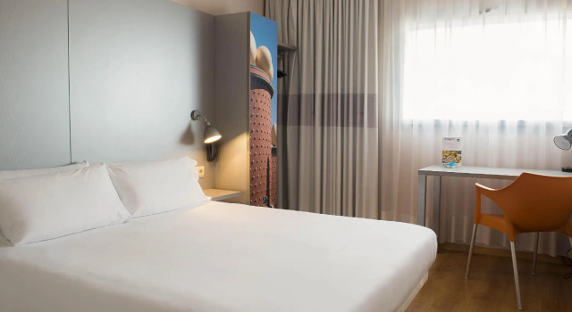 Двухместный номер Standard B&B HOTEL Figueres