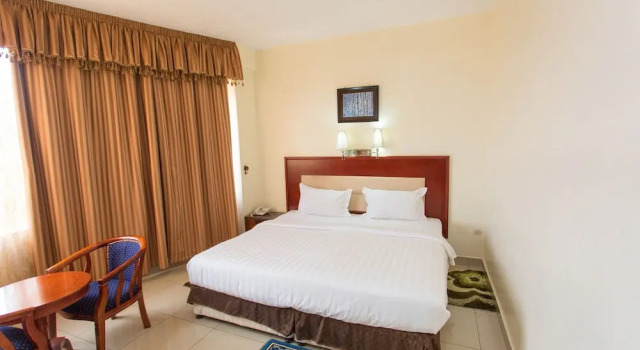 Suite Civitas Hotel