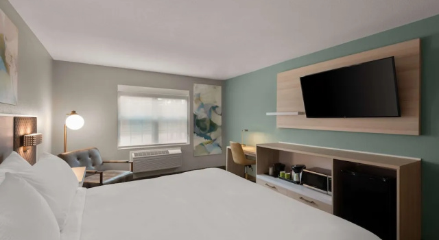 Двухместный номер Standard Wyndham Garden Galena Hotel & Day Spa