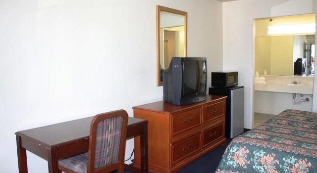 Delux Inn Mesquite, Забронировать Отель Мескит Dallas - Fort Worth Metropolitan Area