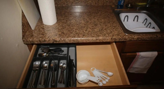 2 bed/ 1 bath next to Ft. Sill, Boek Hotel Lawton Oklahoma