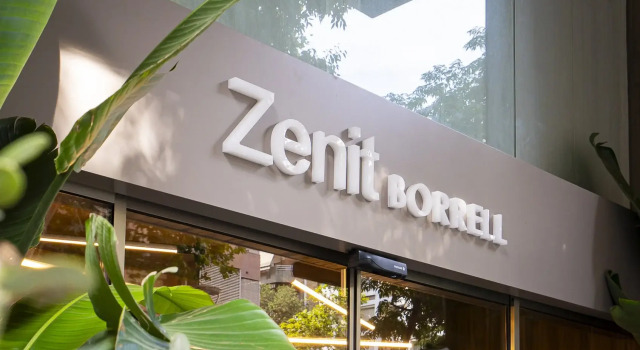 Zenit Borrell, Забронировать Отель Бизнес-отели Барселоны, рядом с Информационный туристический центр на вокзале Сантс, 4* 5*