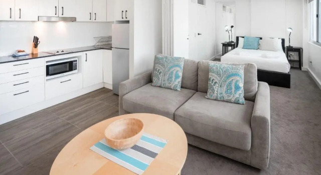1BR Studio near the Beach with Rooftop Pool