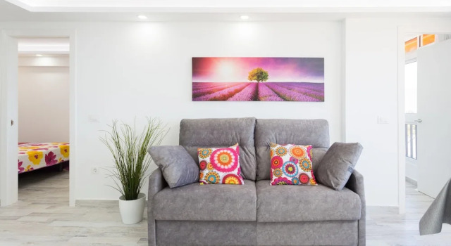 63 Los Cristianos Apartment, First Sea Line, Parking, Book Apartment Hotels in Tenerife with Parking, Parking