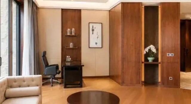 Deluxe suite China FAST Hotel