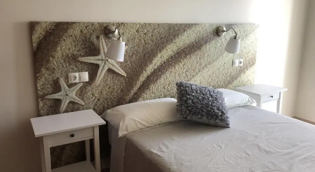 Apartment With 2 Bedrooms in Illa de Arousa, With Wonderful sea View, Furnished Garden and Wifi Near the Beach, Đặt Căn hộ Isla de Arosa Pontevedra Province