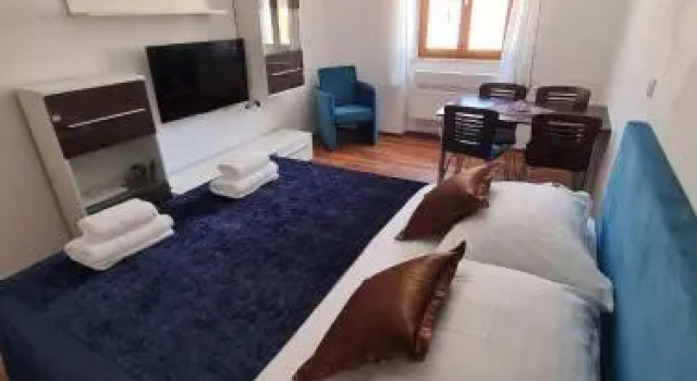 Hvar Riva Rooms, Prenota Hotel Città di Lesina 