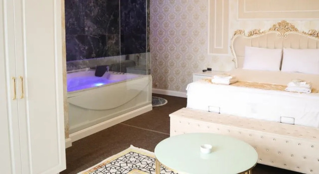 Bulut Royal Hotel, Забронировать Отель Отели Шанлыурфа с бассейном, Бассейн