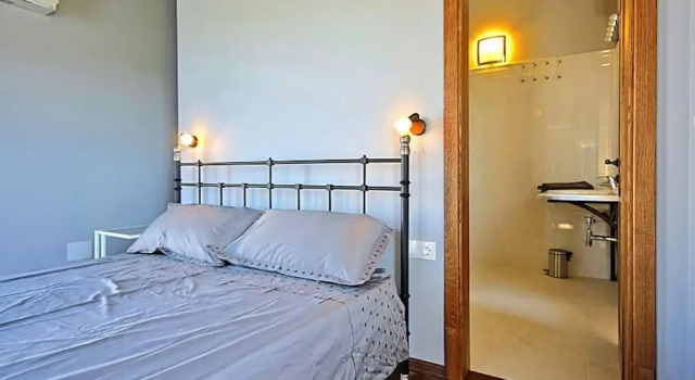 Villa Baratto, Rezerwuj Willa Hotele w Barat z basenem, Basen